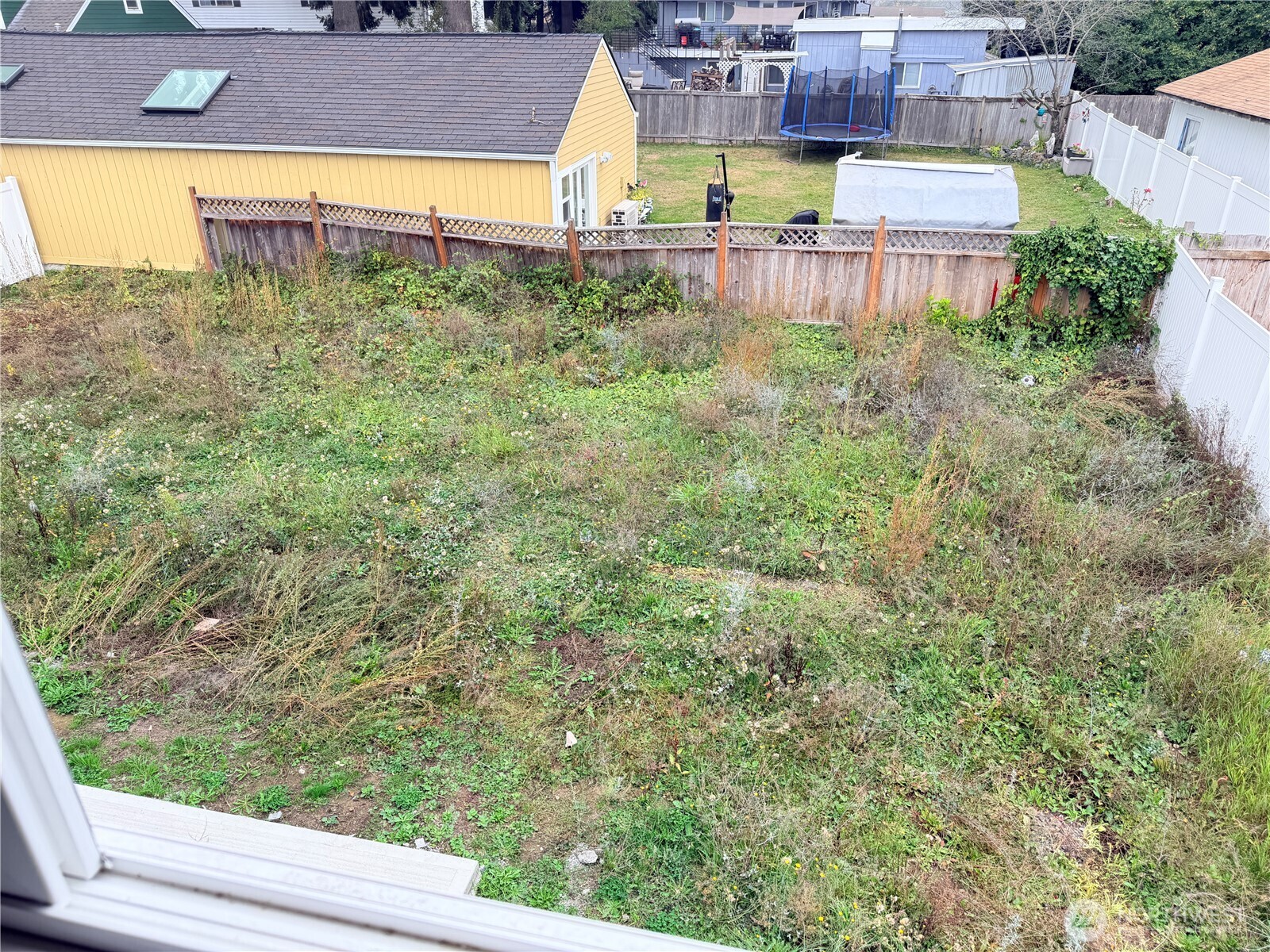 317 108th Street B Property Photo 4