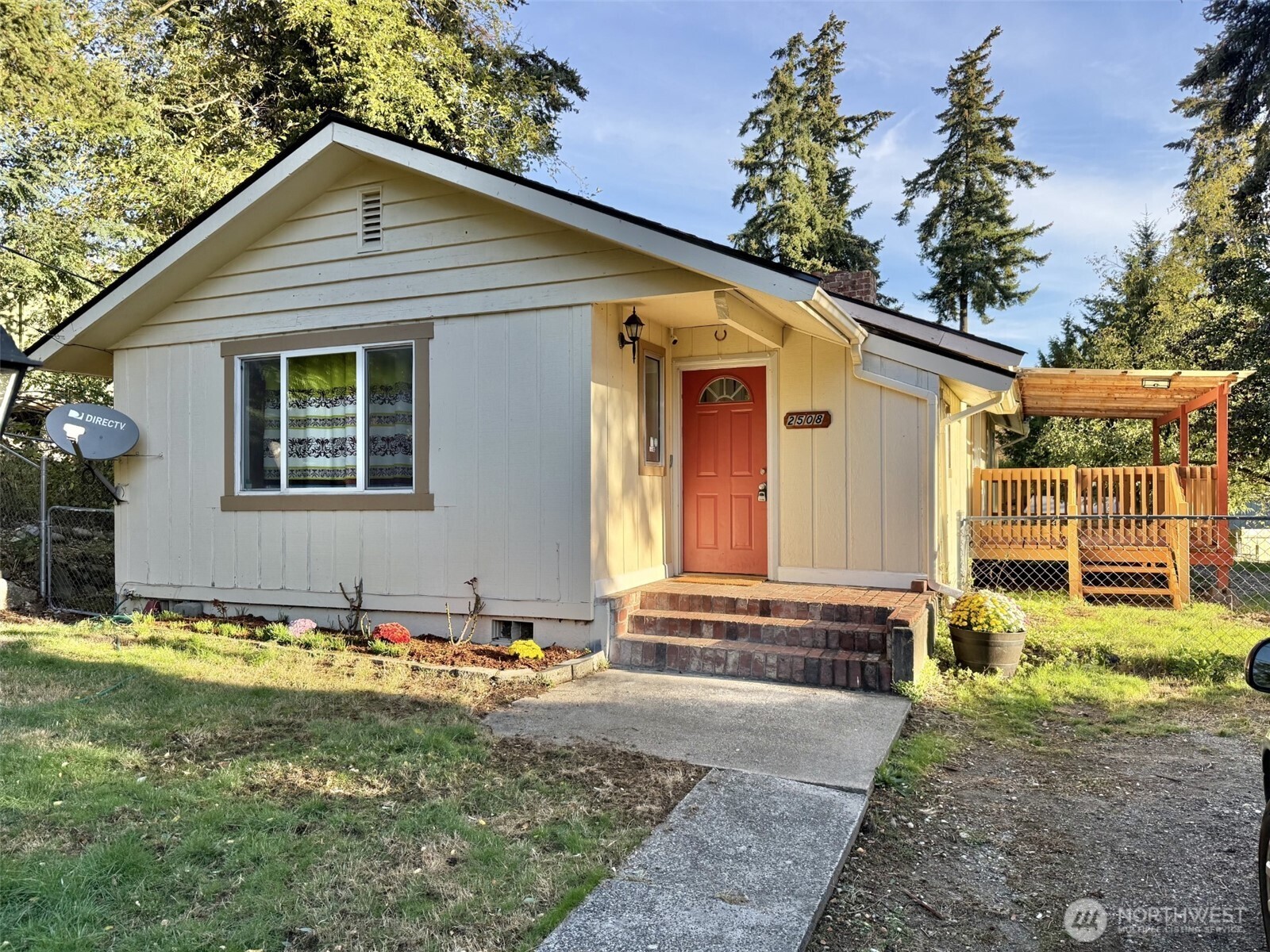 2508 S 284th Street Property Photo 1