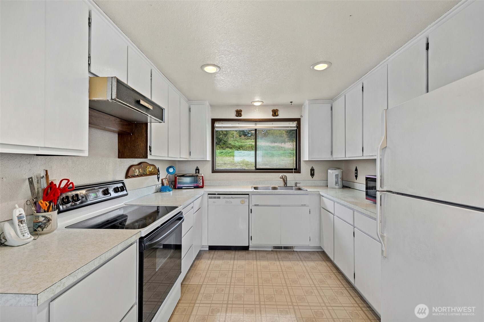 625 Sunnyside Boulevard Property Photo 24