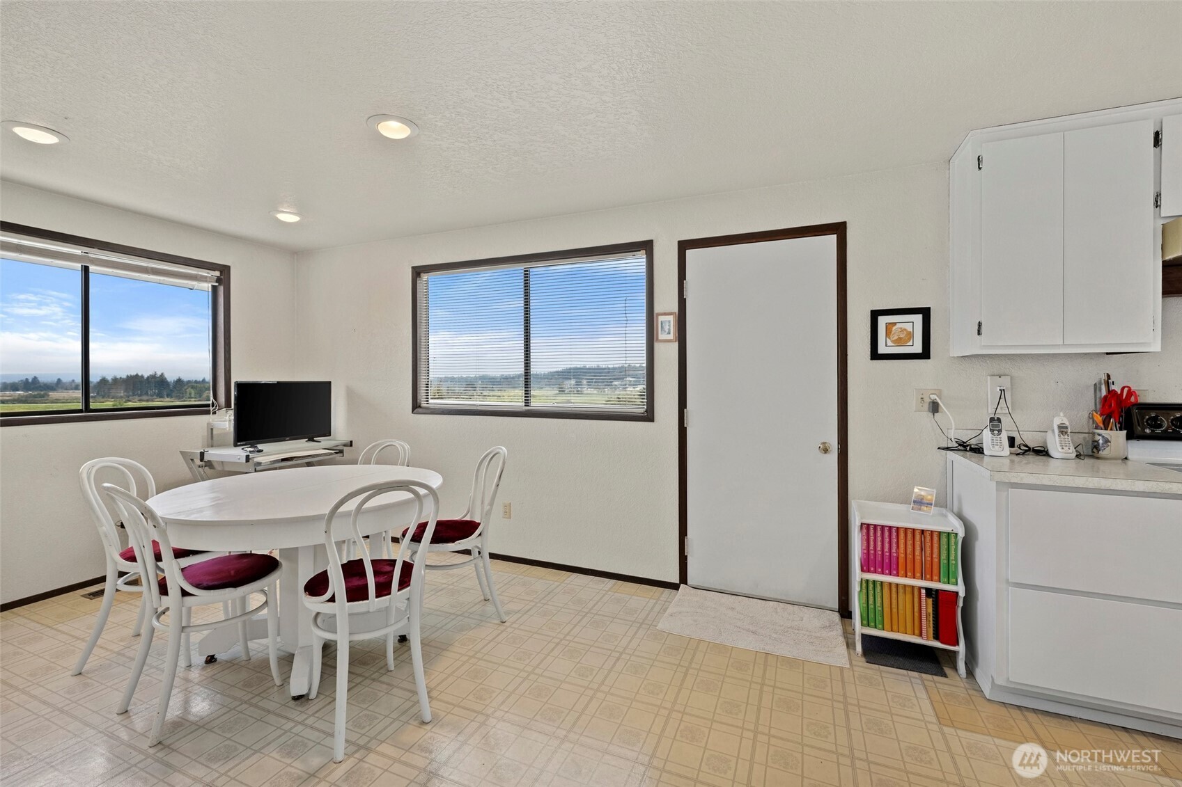 625 Sunnyside Boulevard Property Photo 27