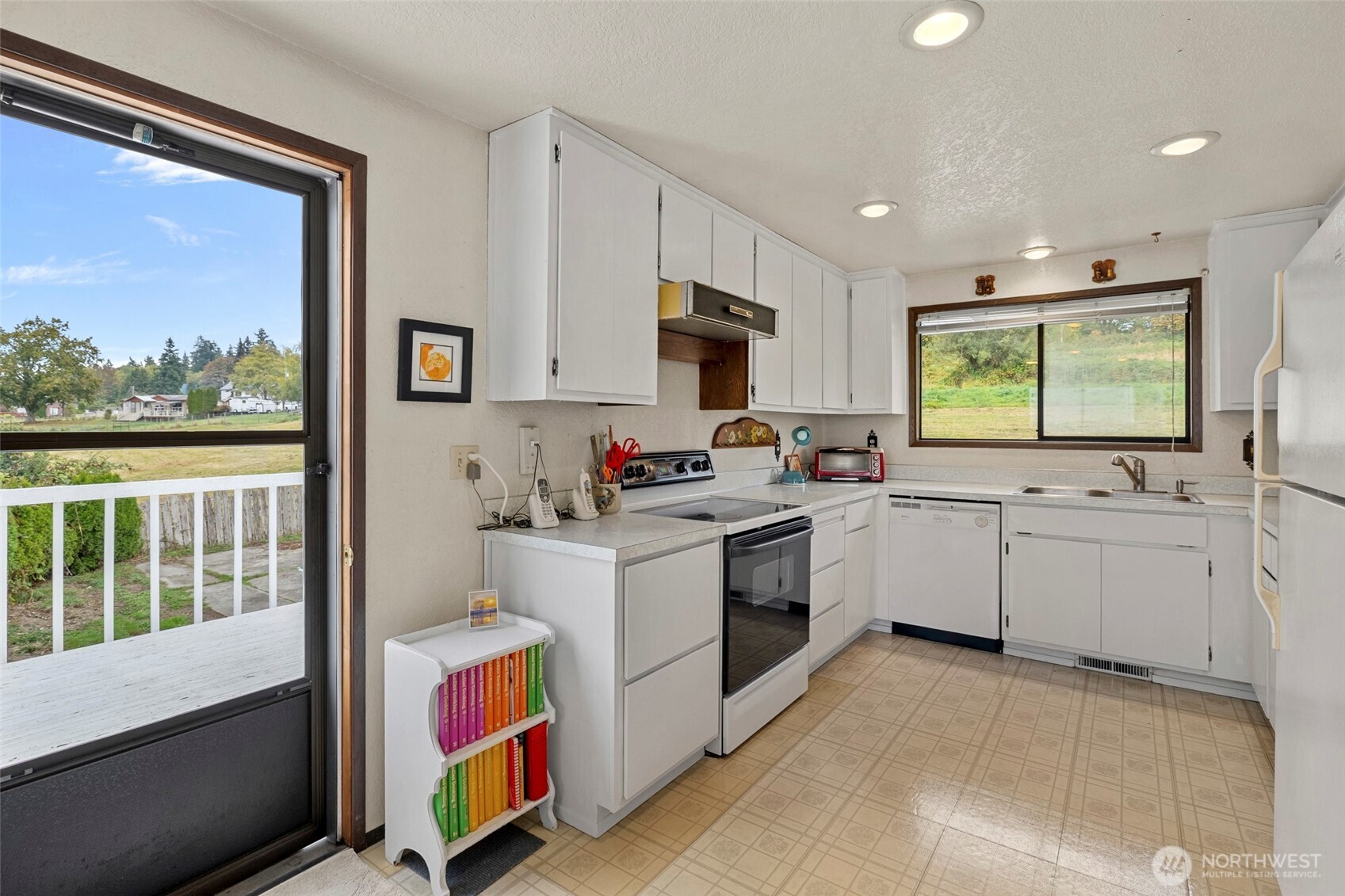 625 Sunnyside Boulevard Property Photo 28