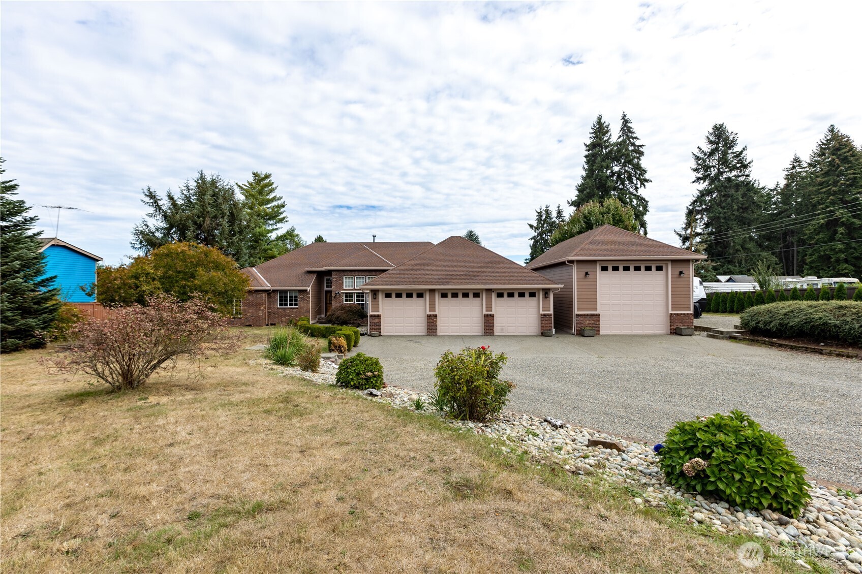 14244 Yelm Highway Property Photo 1