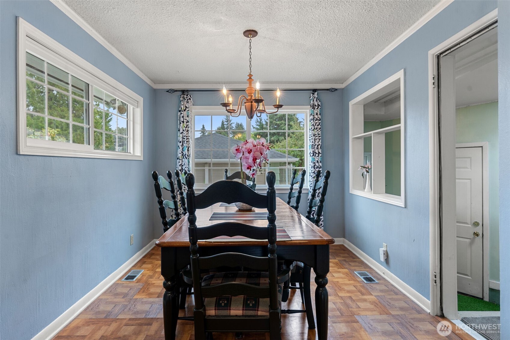 630 N Constitution Avenue Property Photo 8