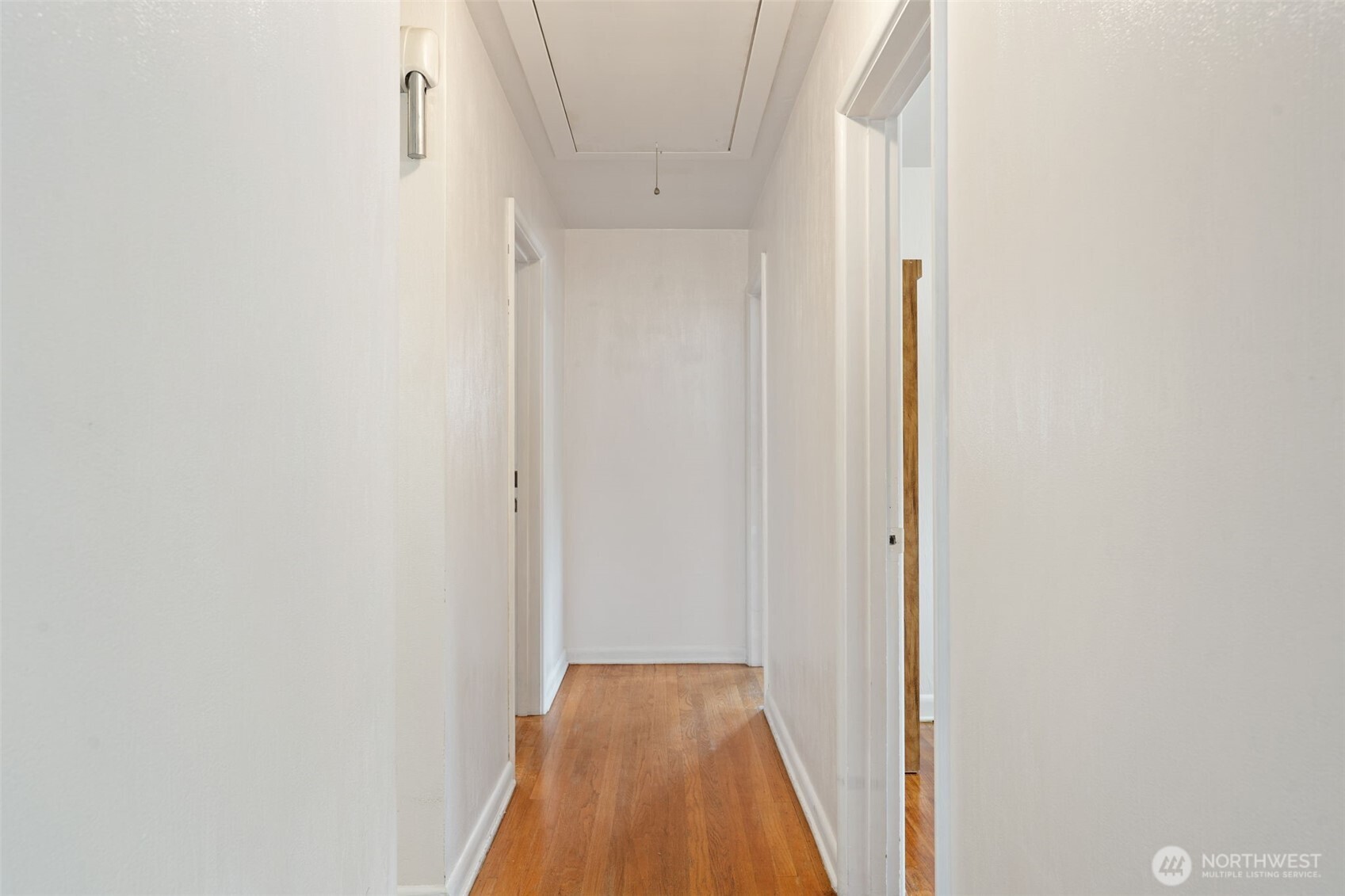 630 N Constitution Avenue Property Photo 15