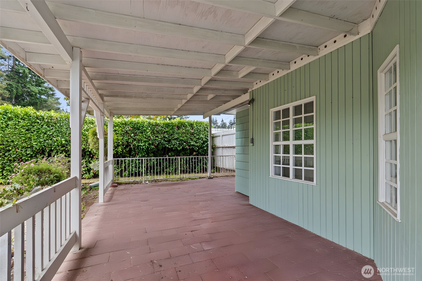 630 N Constitution Avenue Property Photo 30