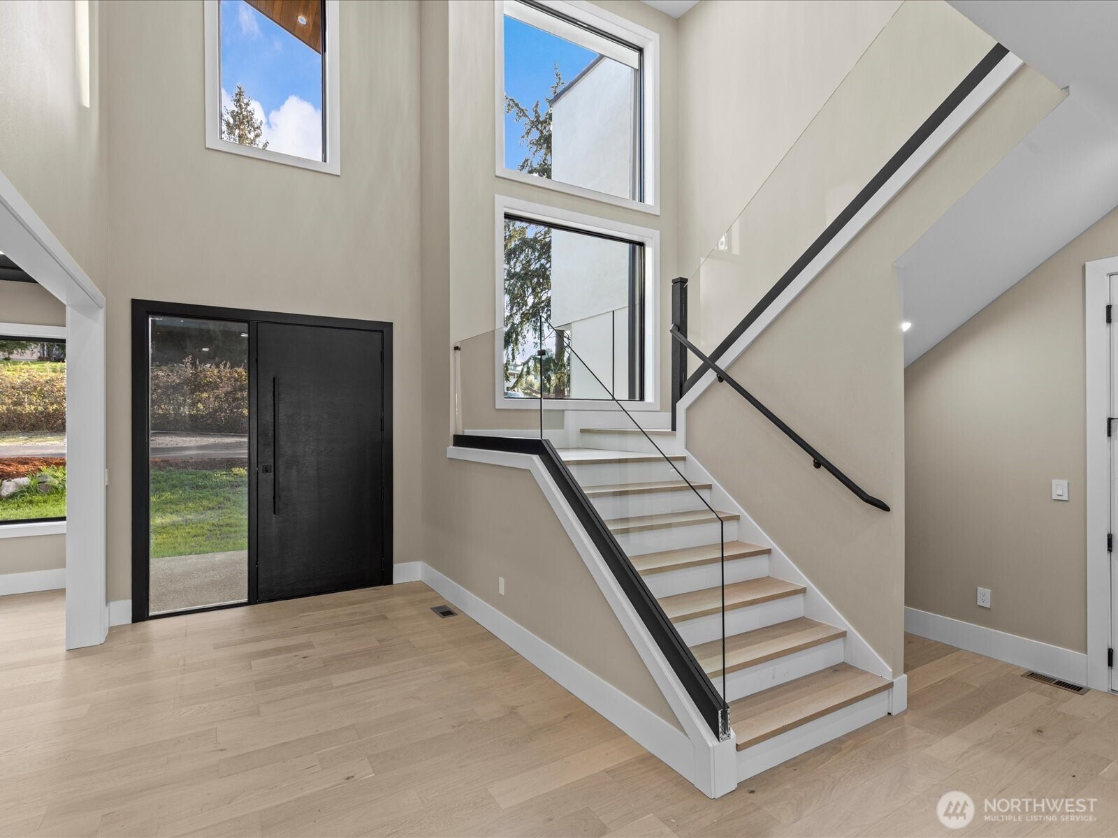 20921 1st Place Property Photo 20