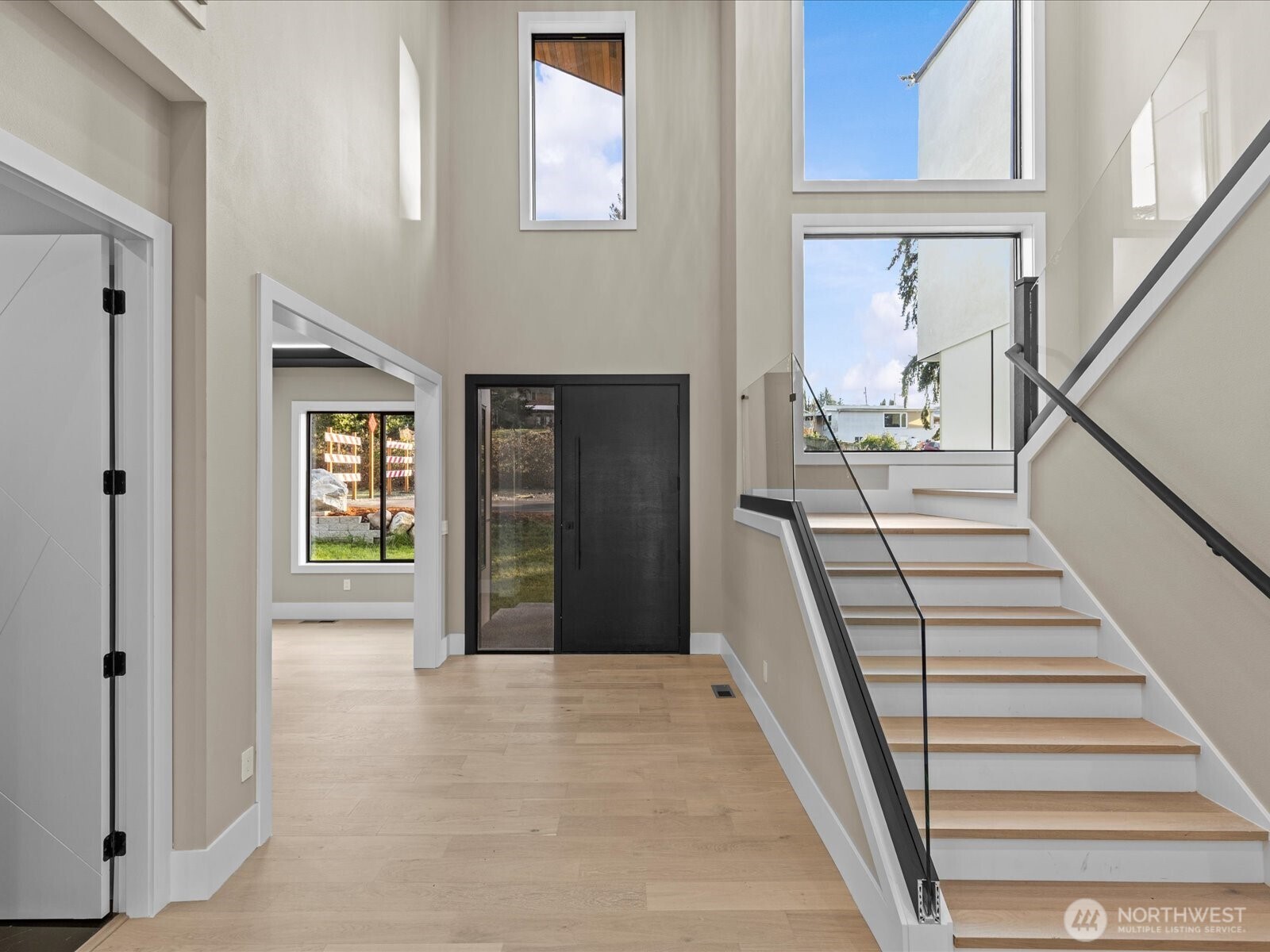 20921 1st Place Property Photo 22