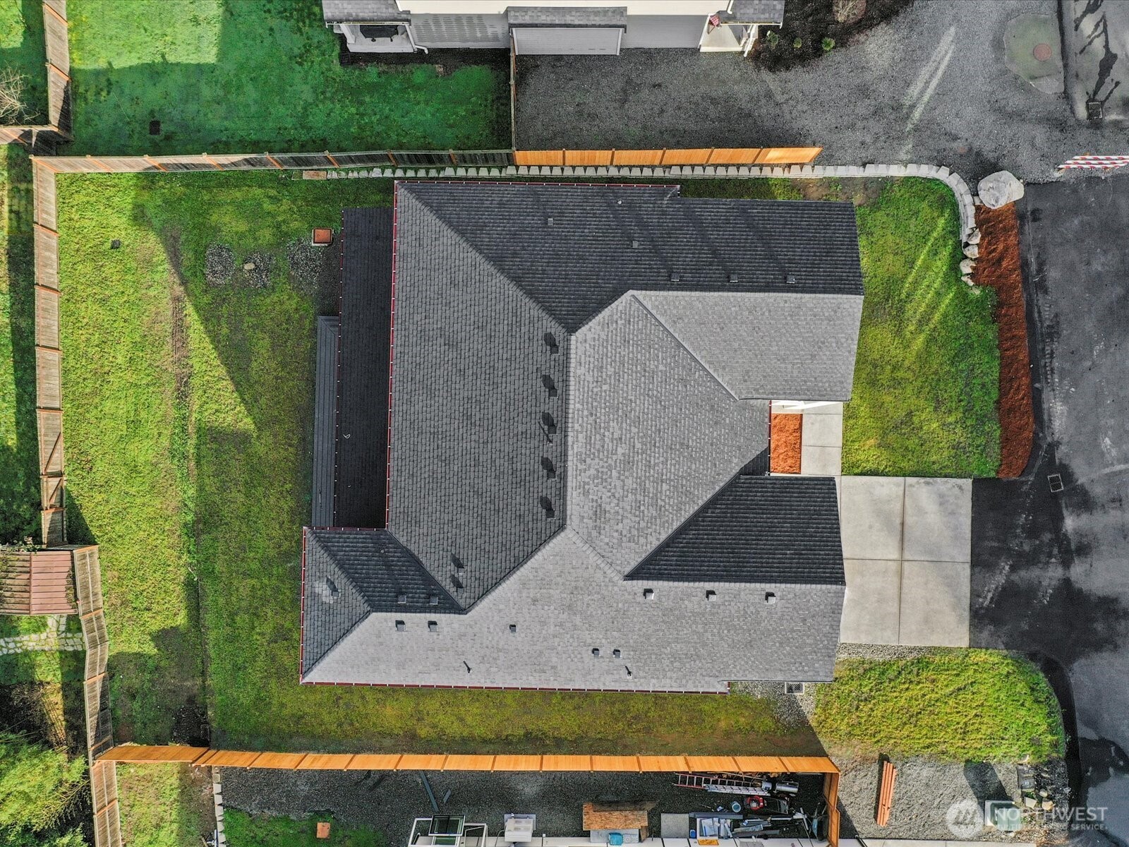 20921 1st Place Property Photo 39