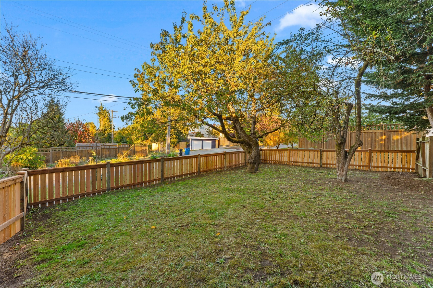 6302 37th Avenue Property Photo 36