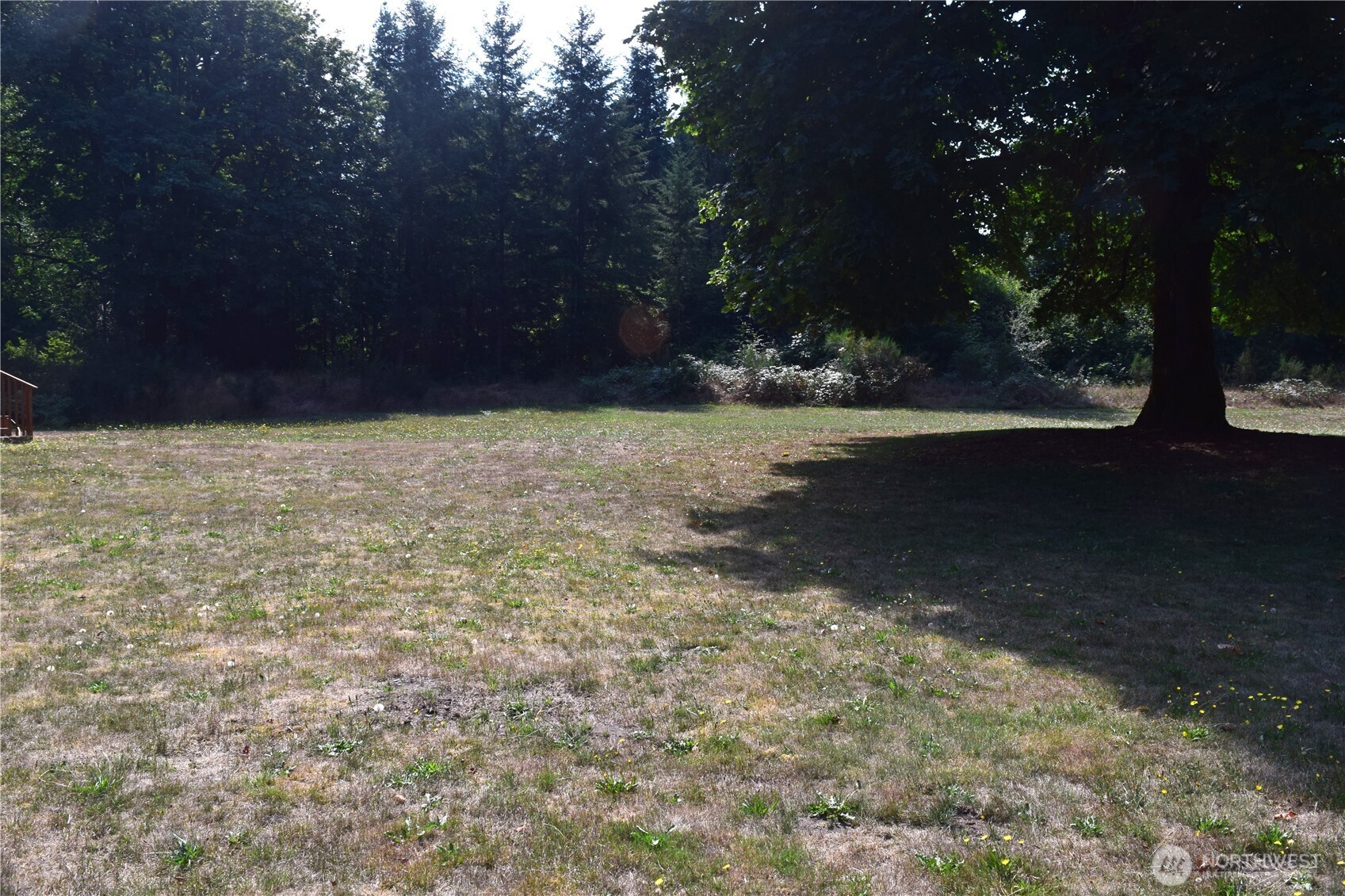 2437 73rd Avenue Property Photo 8