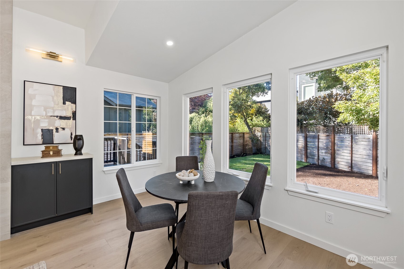 6775 Murray Avenue Property Photo 17