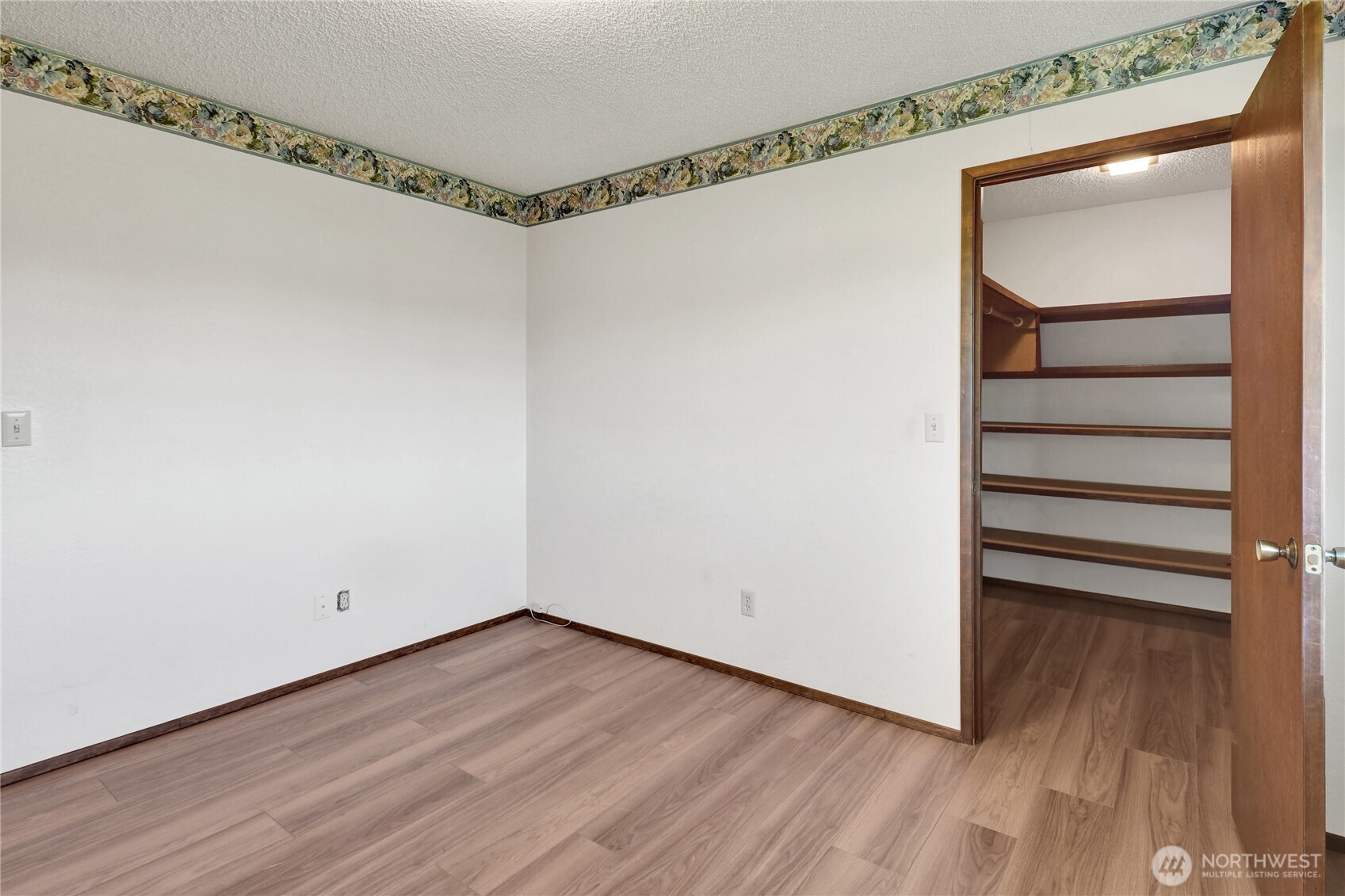 1440 Sumas Avenue Property Photo 30