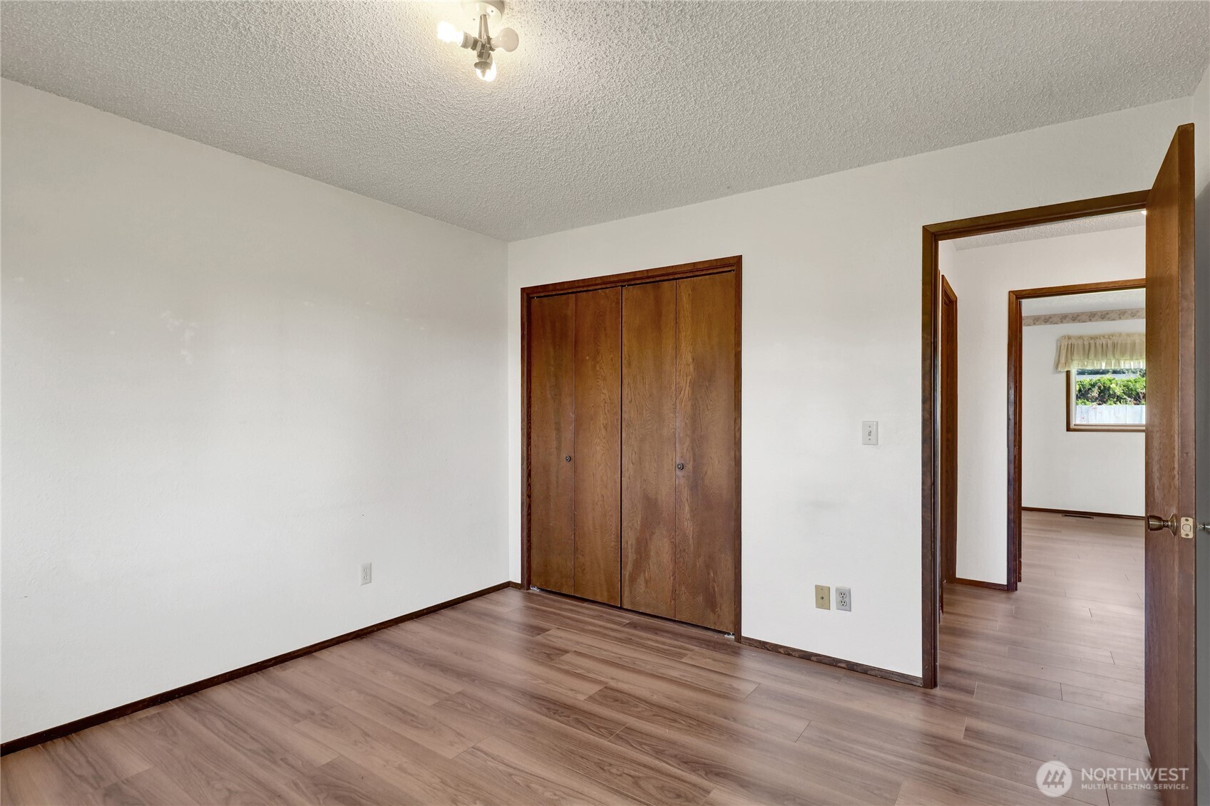 1440 Sumas Avenue Property Photo 32