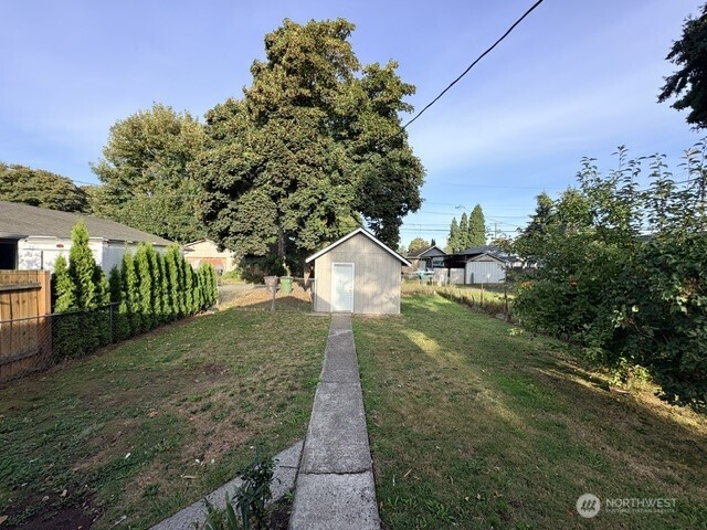 289 19th Avenue Property Photo 14