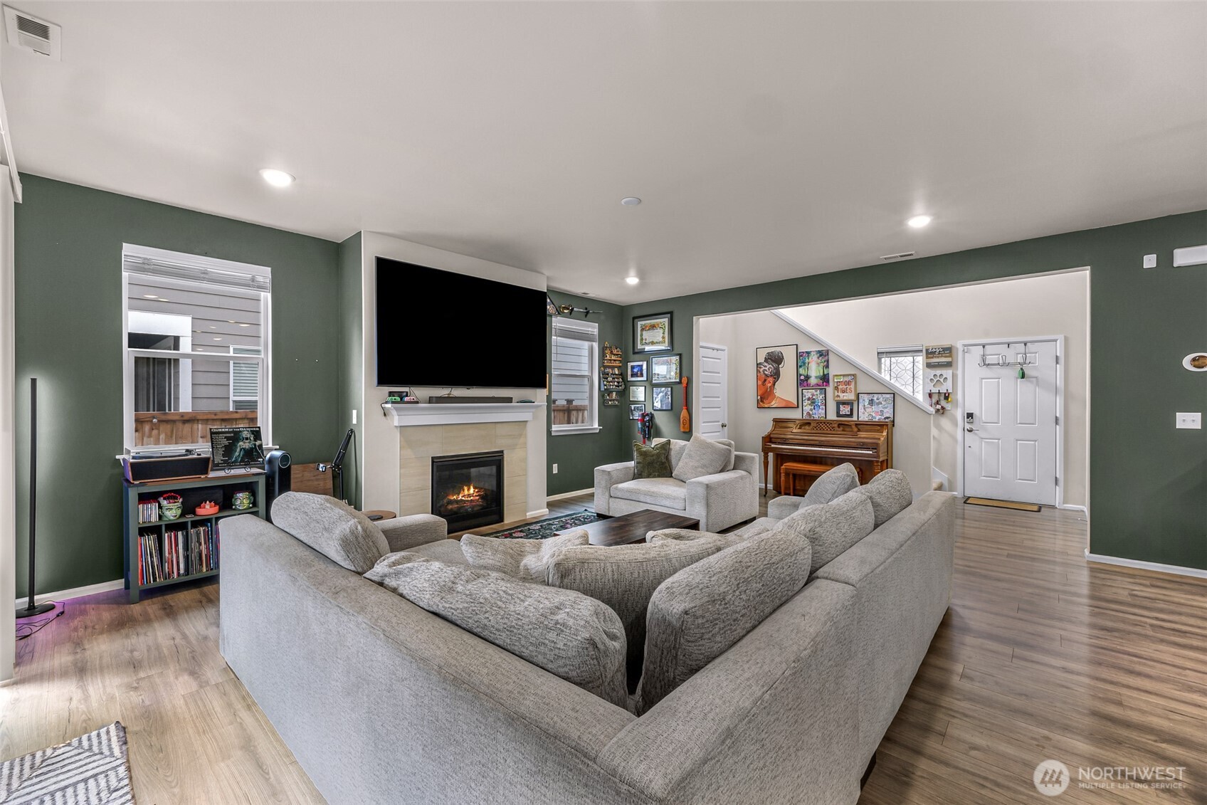 1606 12th Place Property Photo 8