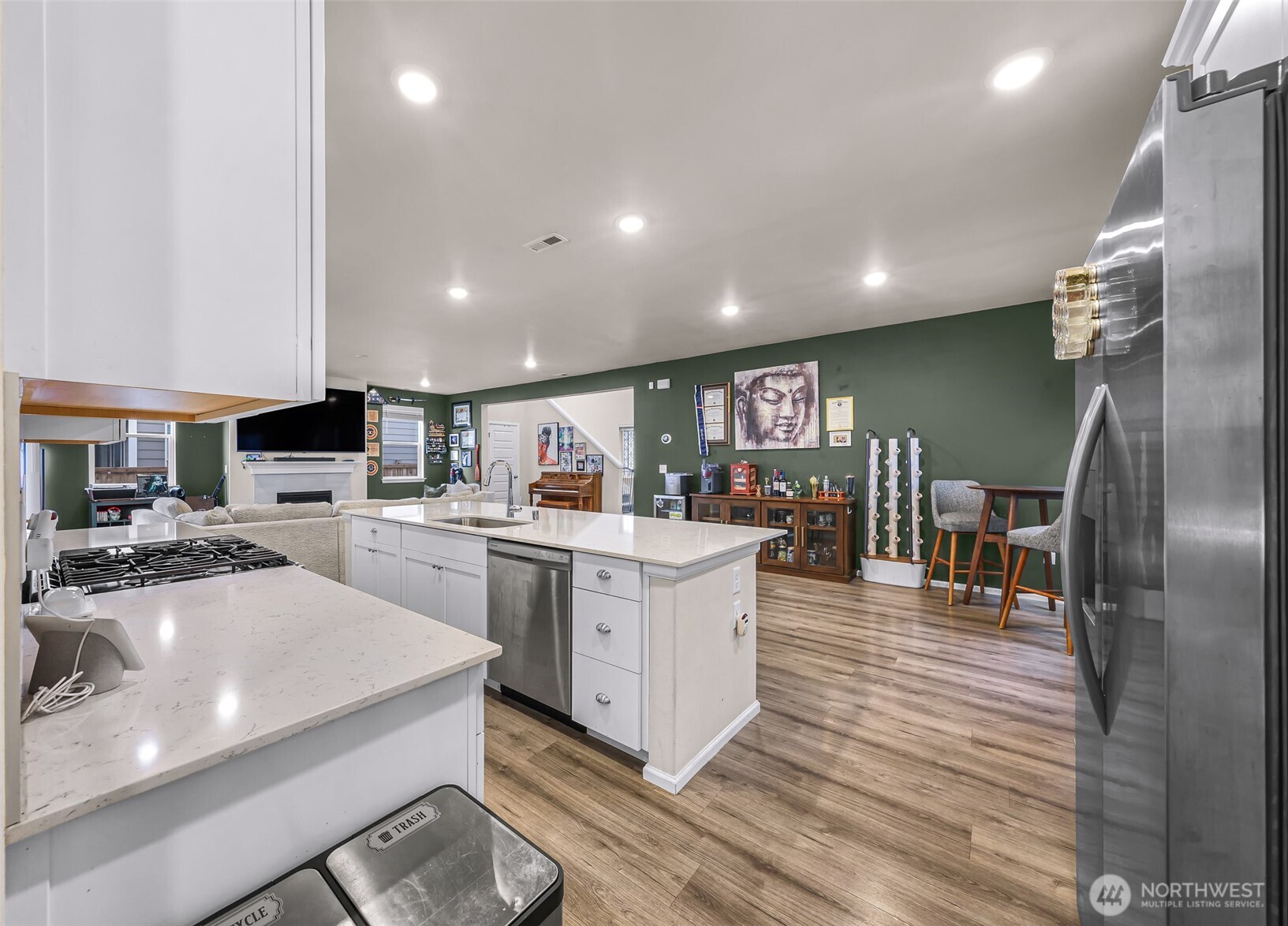 1606 12th Place Property Photo 13