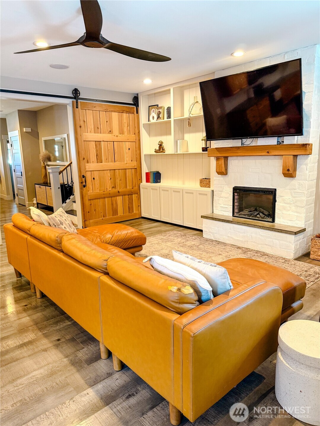 255 Parkside Loop Property Photo 8