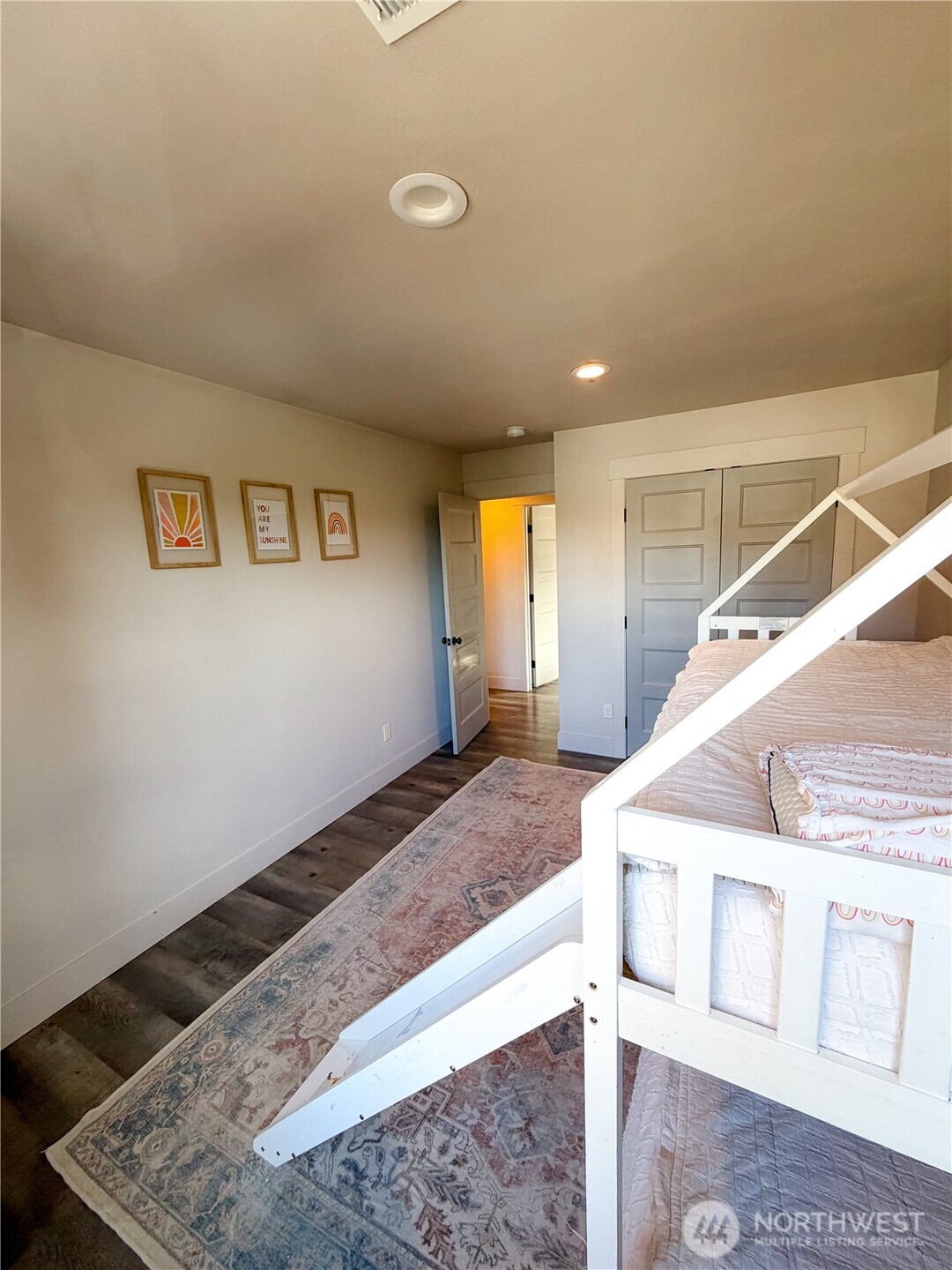 255 Parkside Loop Property Photo 16