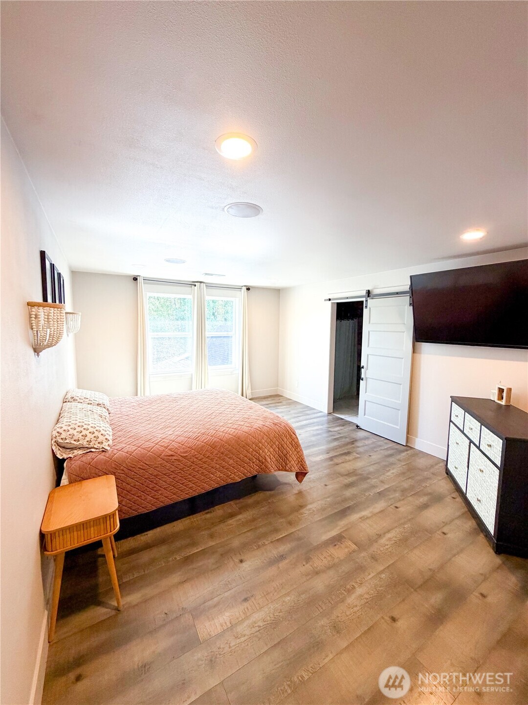 255 Parkside Loop Property Photo 18