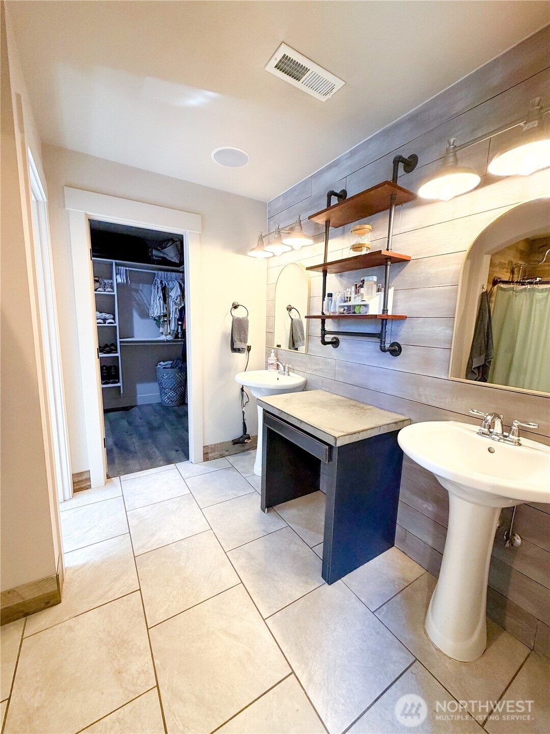255 Parkside Loop Property Photo 19