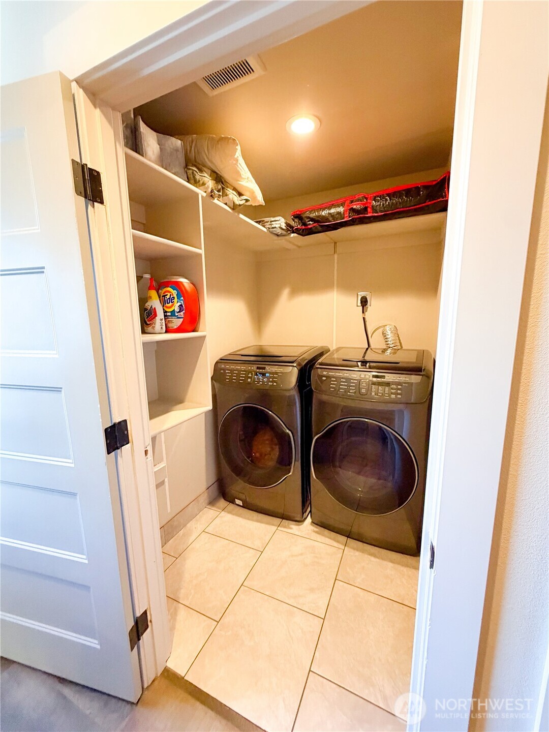 255 Parkside Loop Property Photo 21
