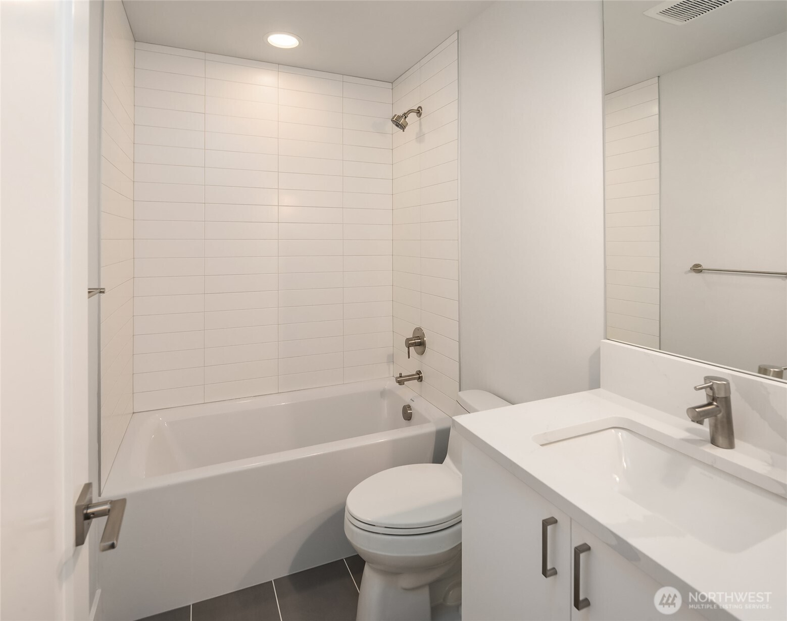 311 4th Avenue Property Photo 13