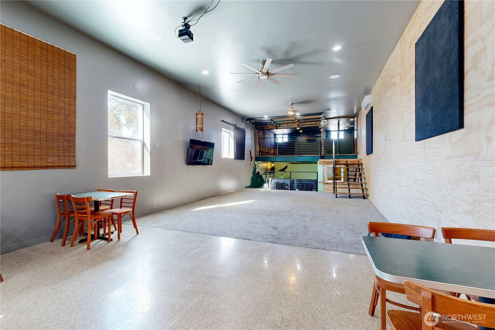 1439 Isaacs Avenue Property Photo 8