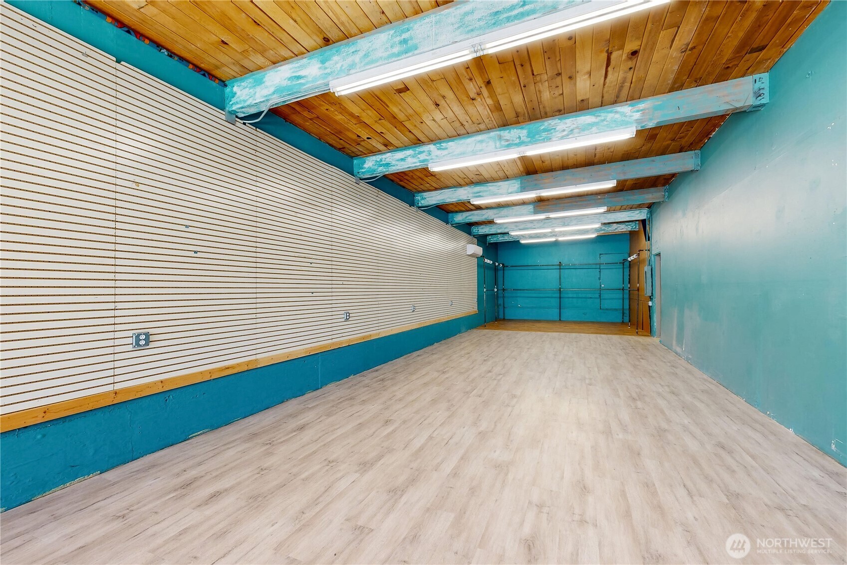 1439 Isaacs Avenue Property Photo 24