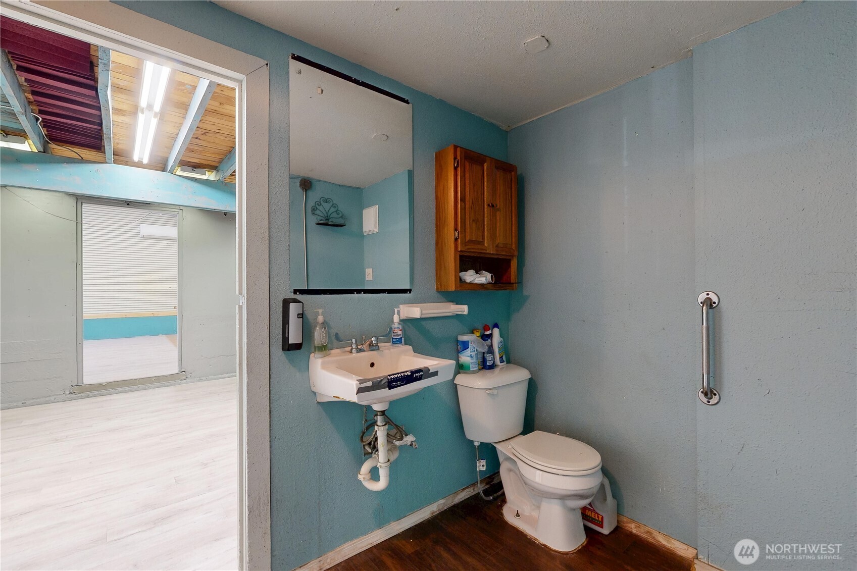1439 Isaacs Avenue Property Photo 27