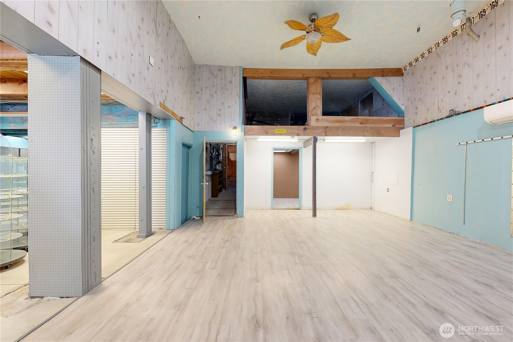 1439 Isaacs Avenue Property Photo 30
