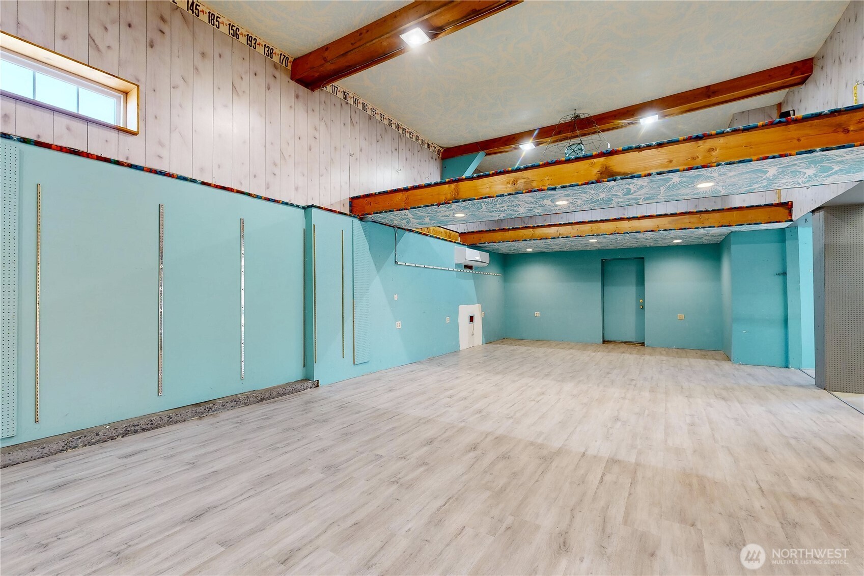 1439 Isaacs Avenue Property Photo 31