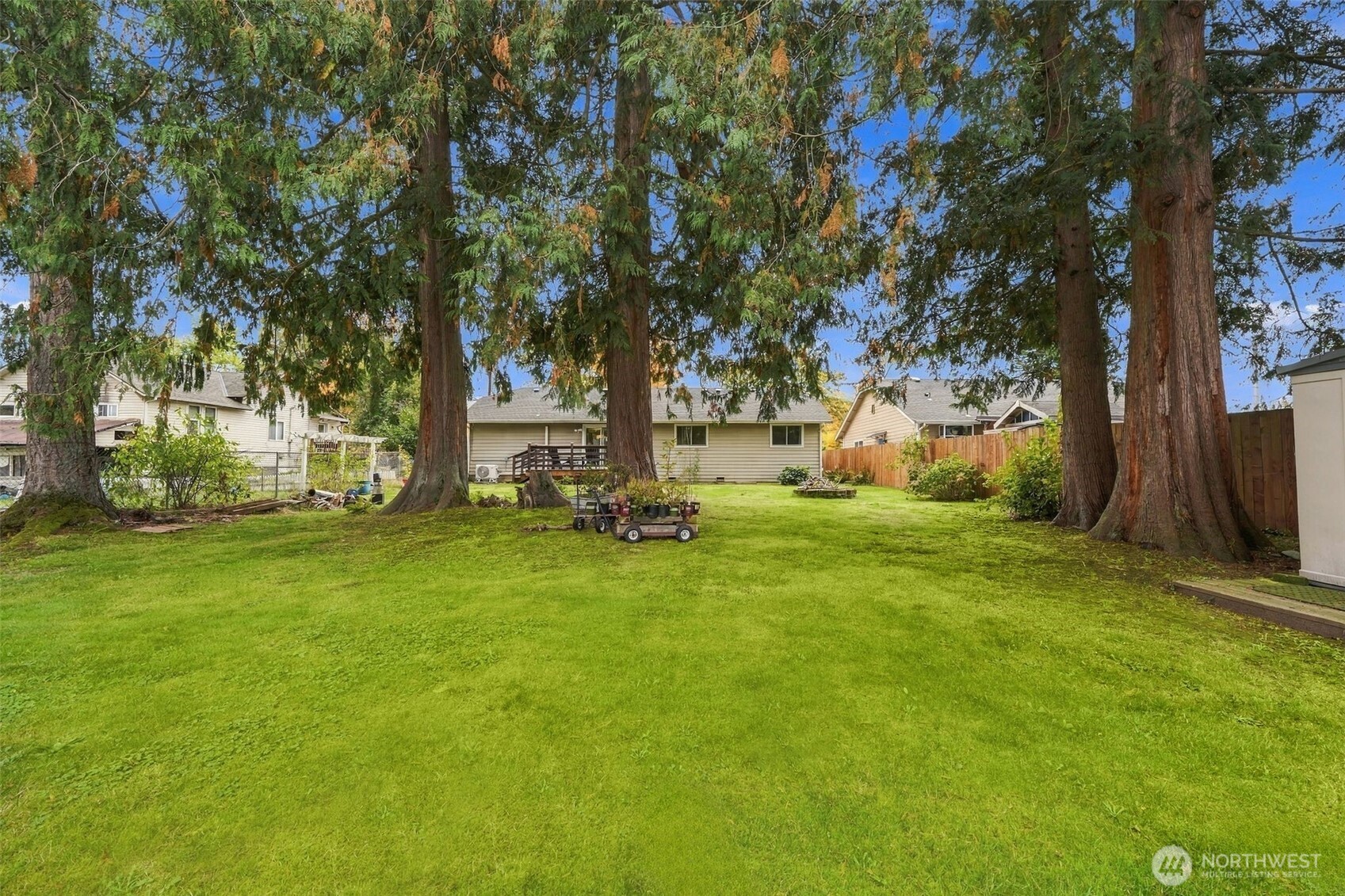 213 3rd Street Property Photo 24