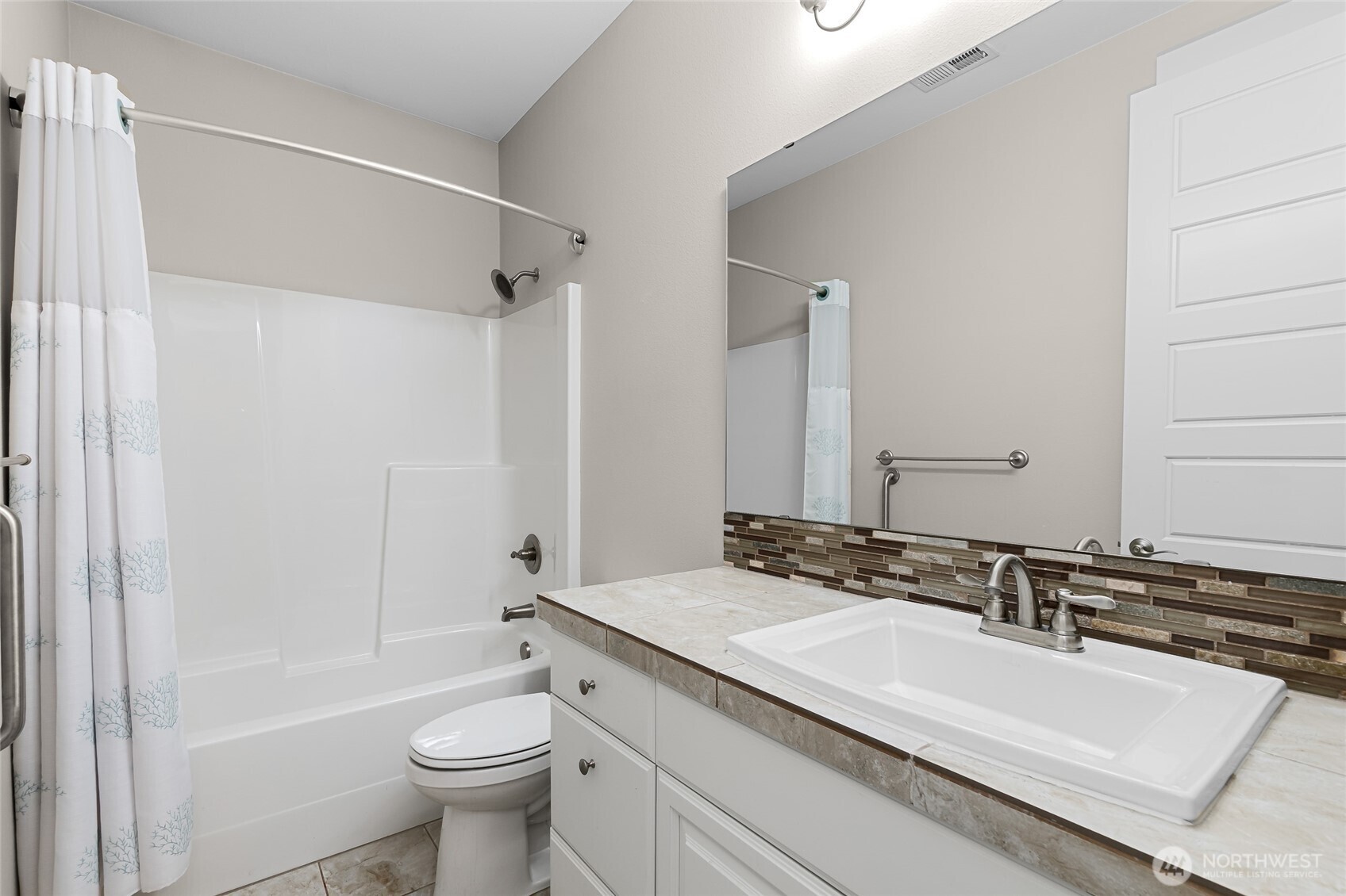 3401 Nw Fox Ct. Property Photo 25