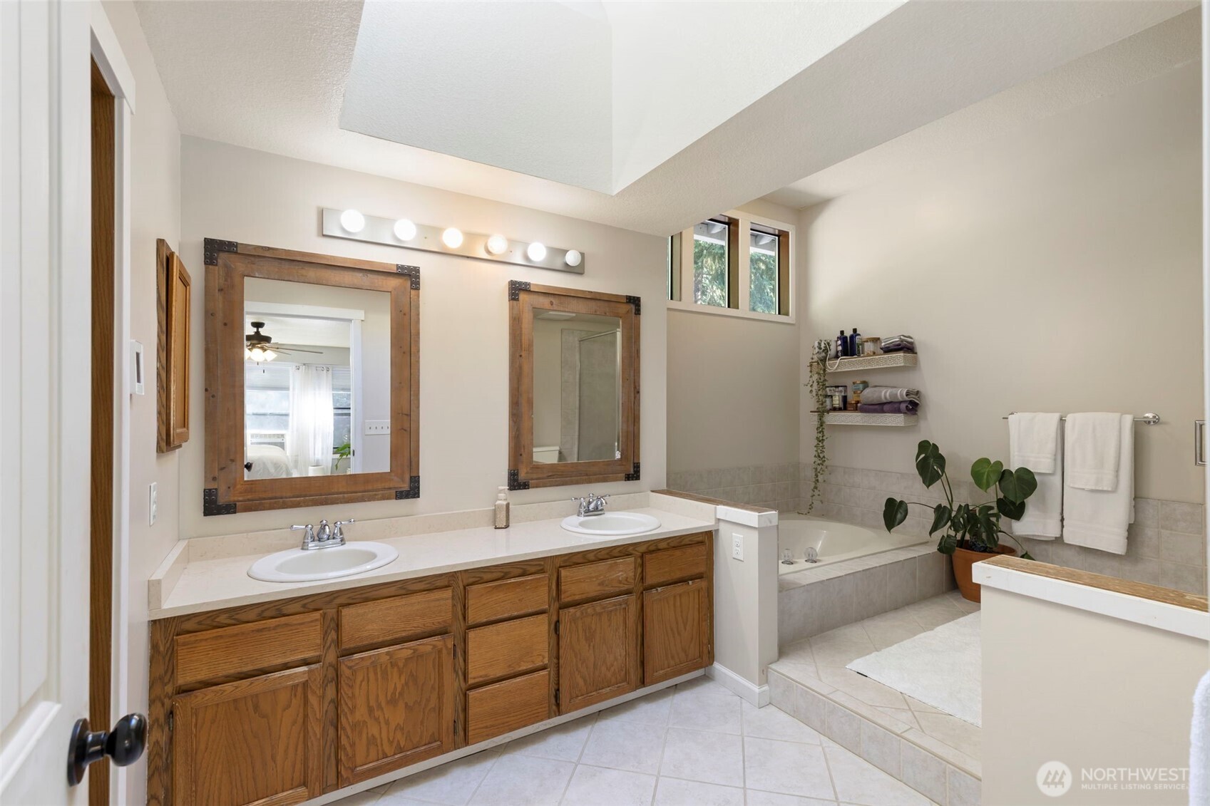 14205 Crown Point Place Property Photo 15