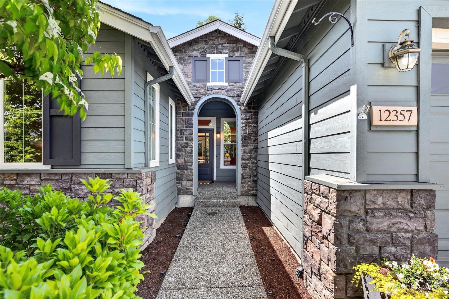 12357 Big Leaf Way Property Photo 1