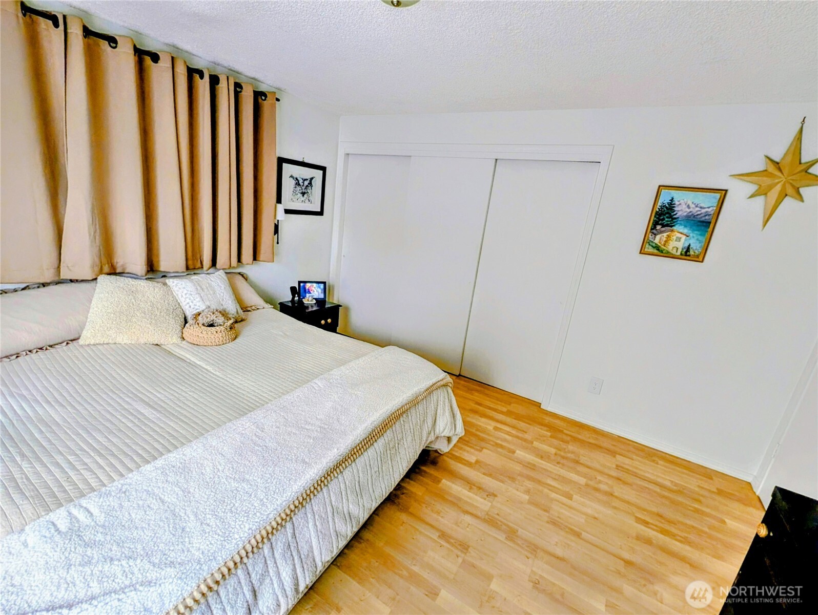 2744 Mountain View Road B Property Photo 17