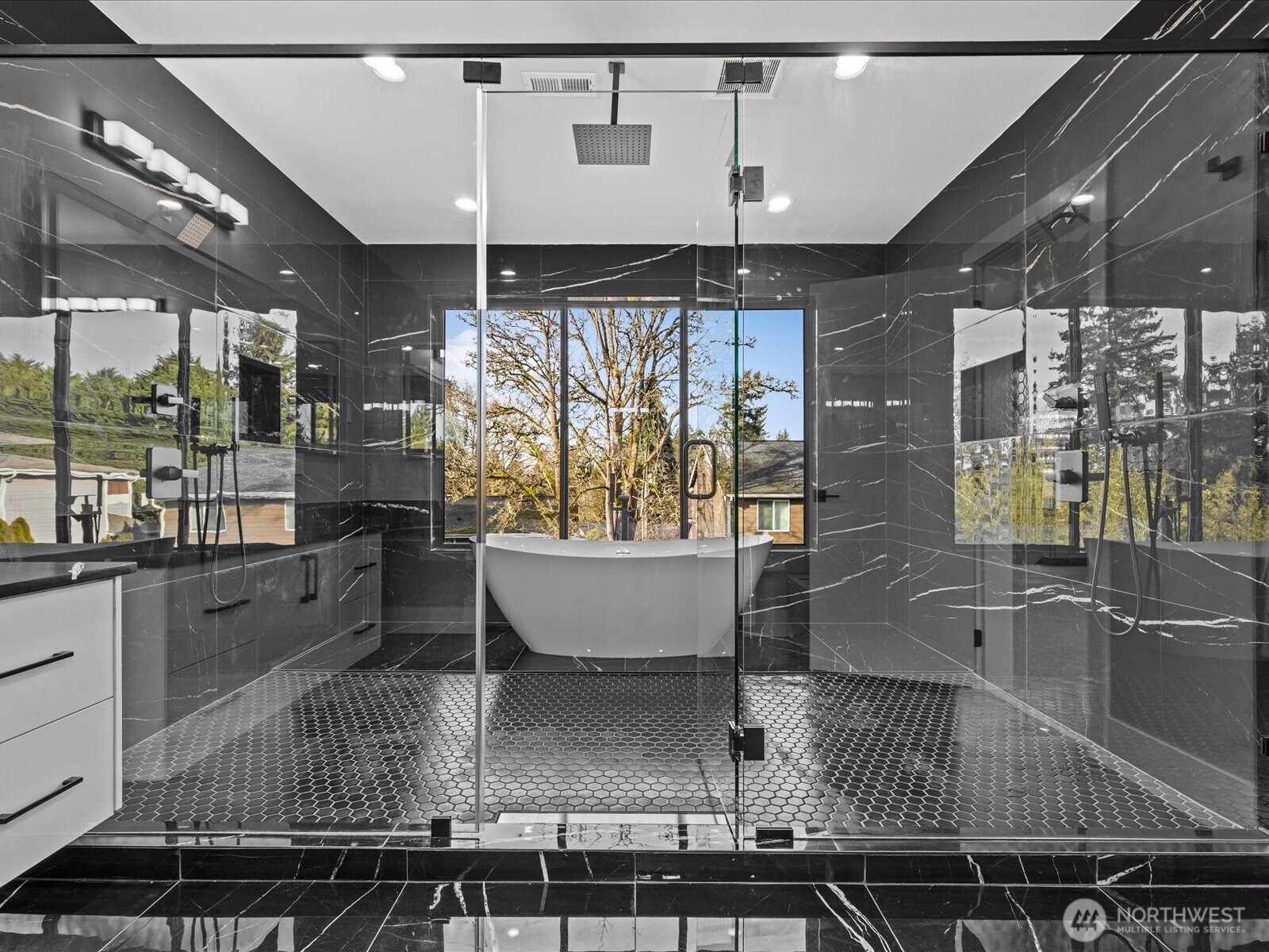 20921 1st Place Property Photo 26