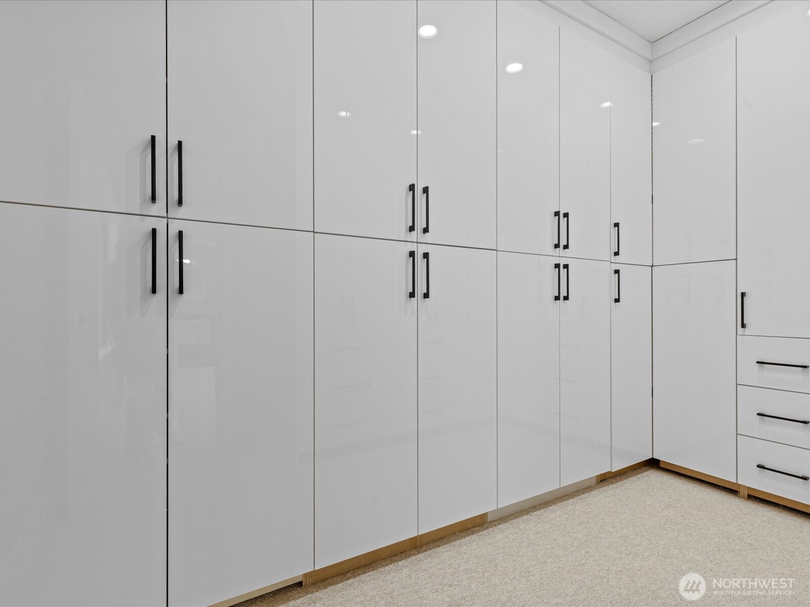 20921 1st Place Property Photo 29