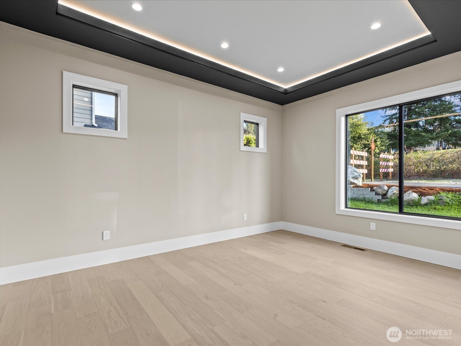 20921 1st Place Property Photo 34