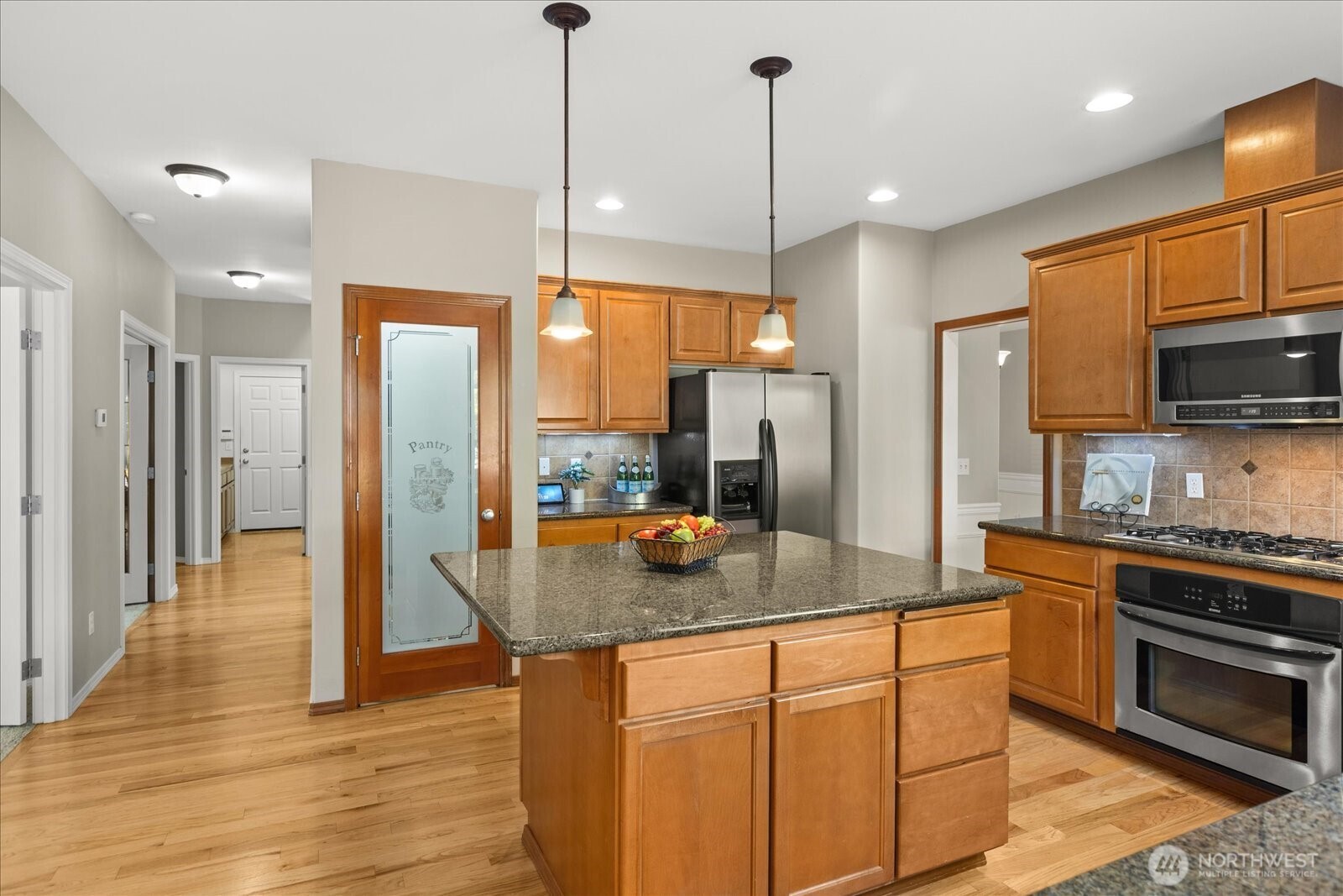 4605 145th Place Property Photo 8