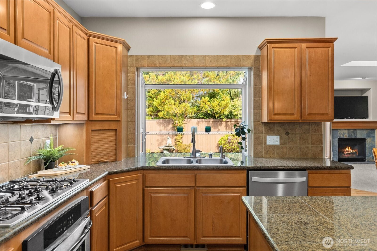 4605 145th Place Property Photo 10
