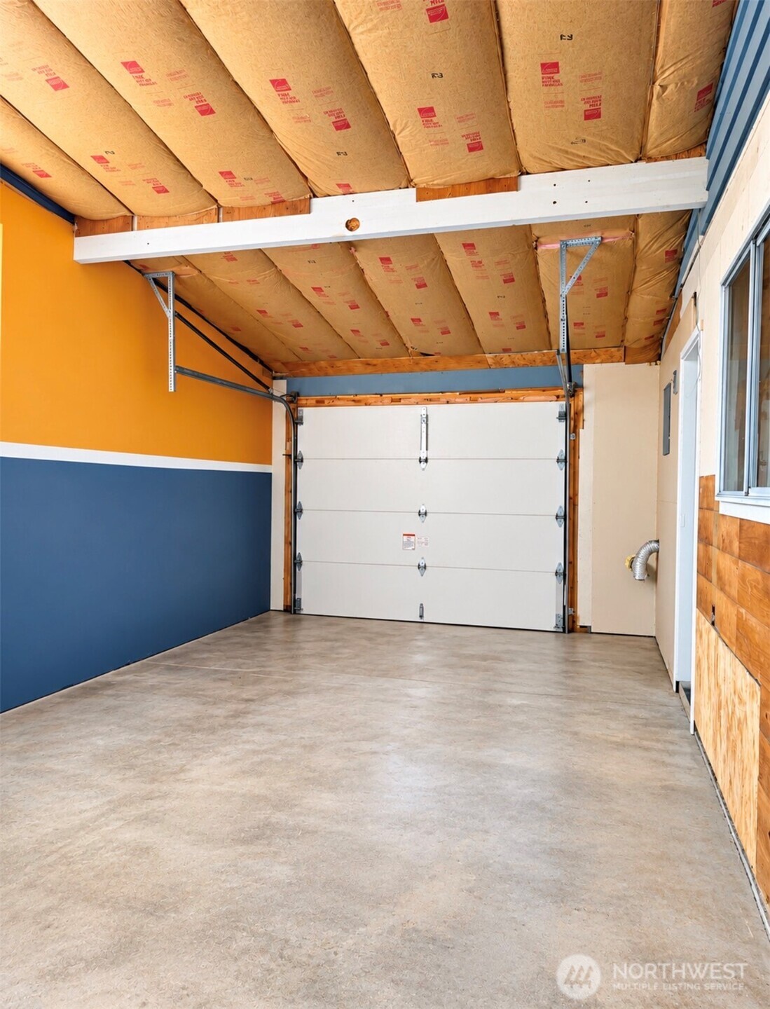221 Loring Drive Property Photo 28