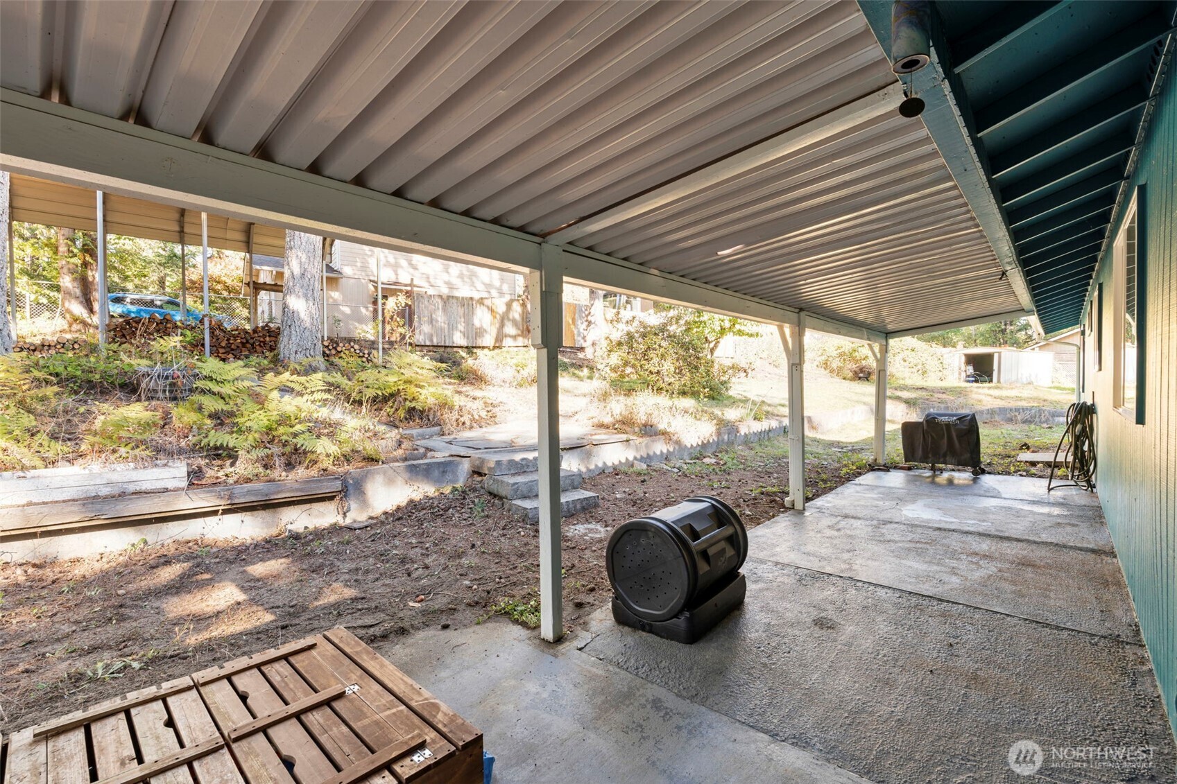 31 Ne Rainbow Place Property Photo 26