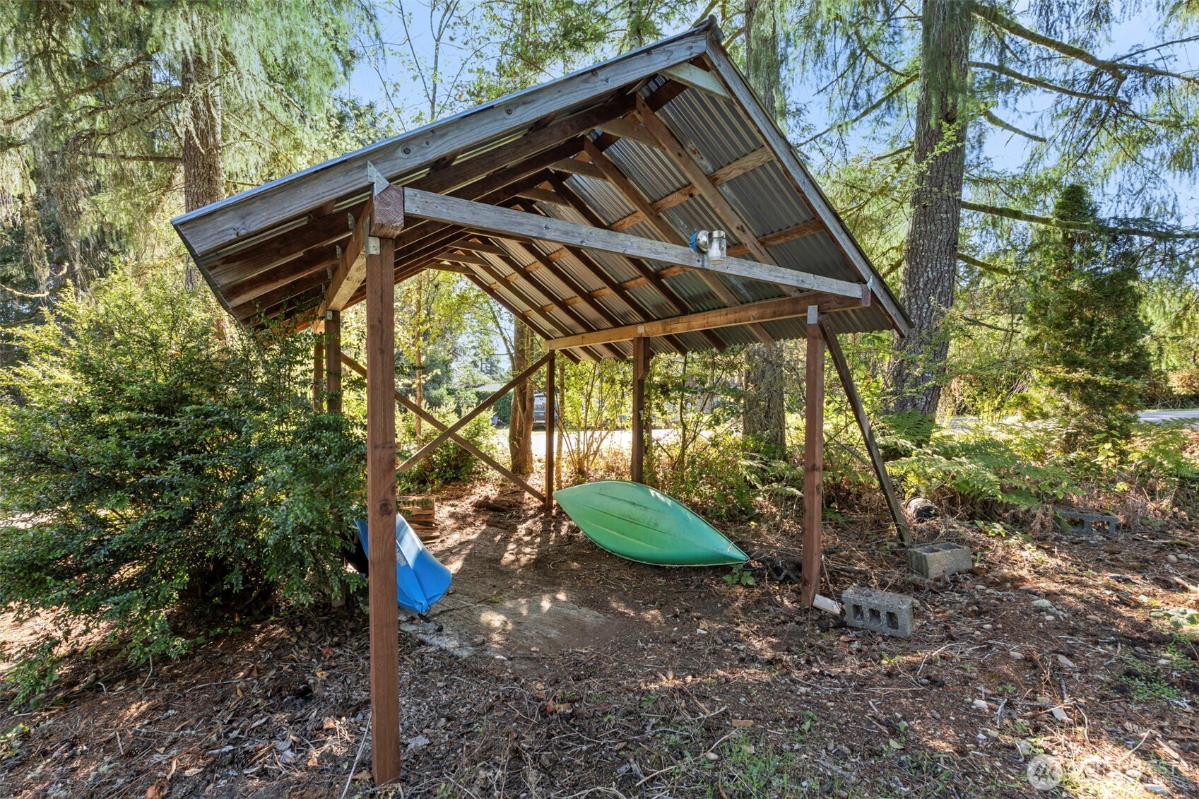 31 Ne Rainbow Place Property Photo 31
