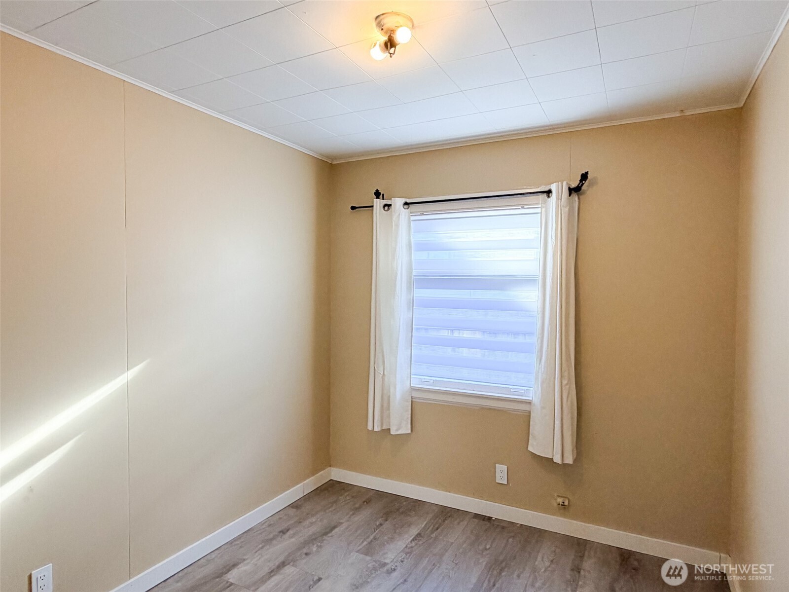 618 Cherry Property Photo 19