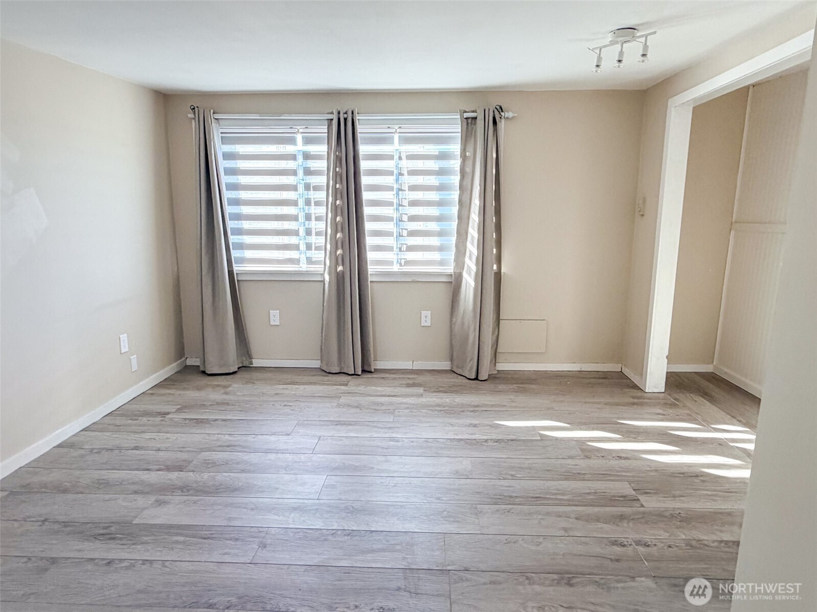 618 Cherry Property Photo 25