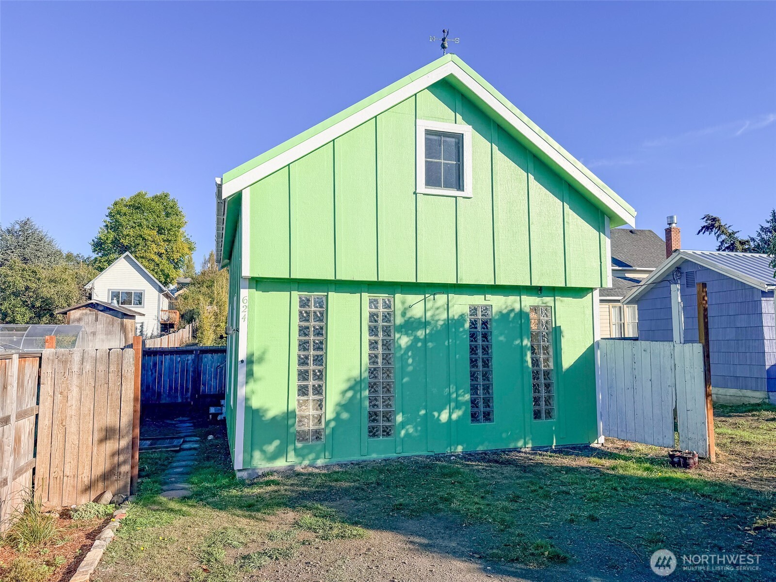 618 Cherry Property Photo 28