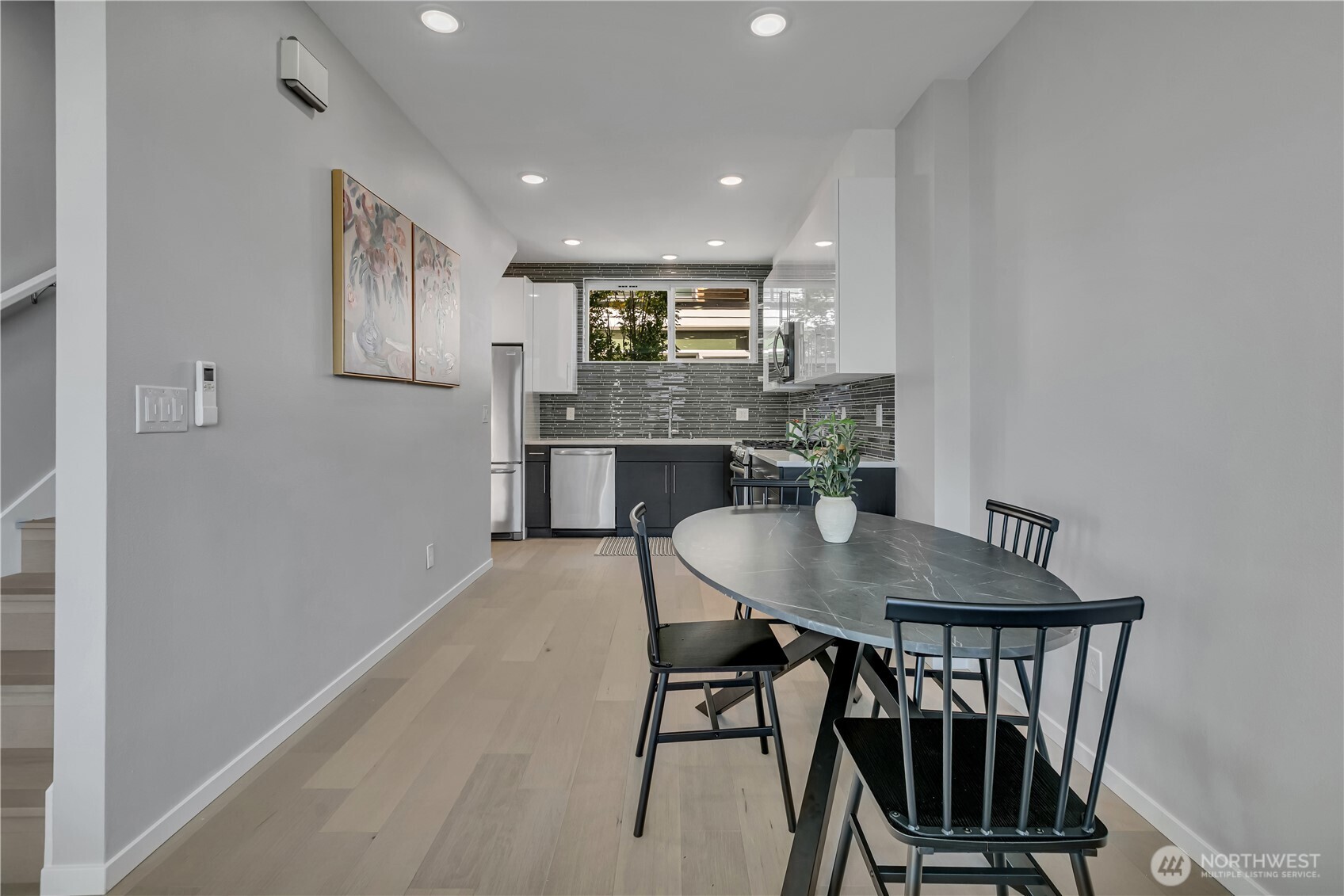 5917 B California Avenue Property Photo 11