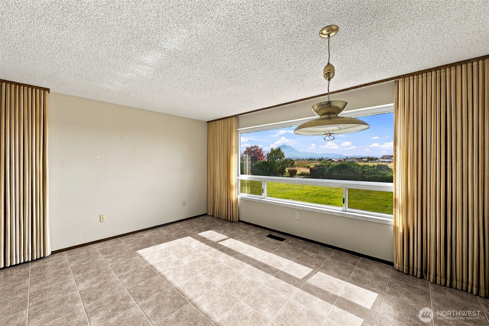 21205 Se 448th Street Property Photo 10