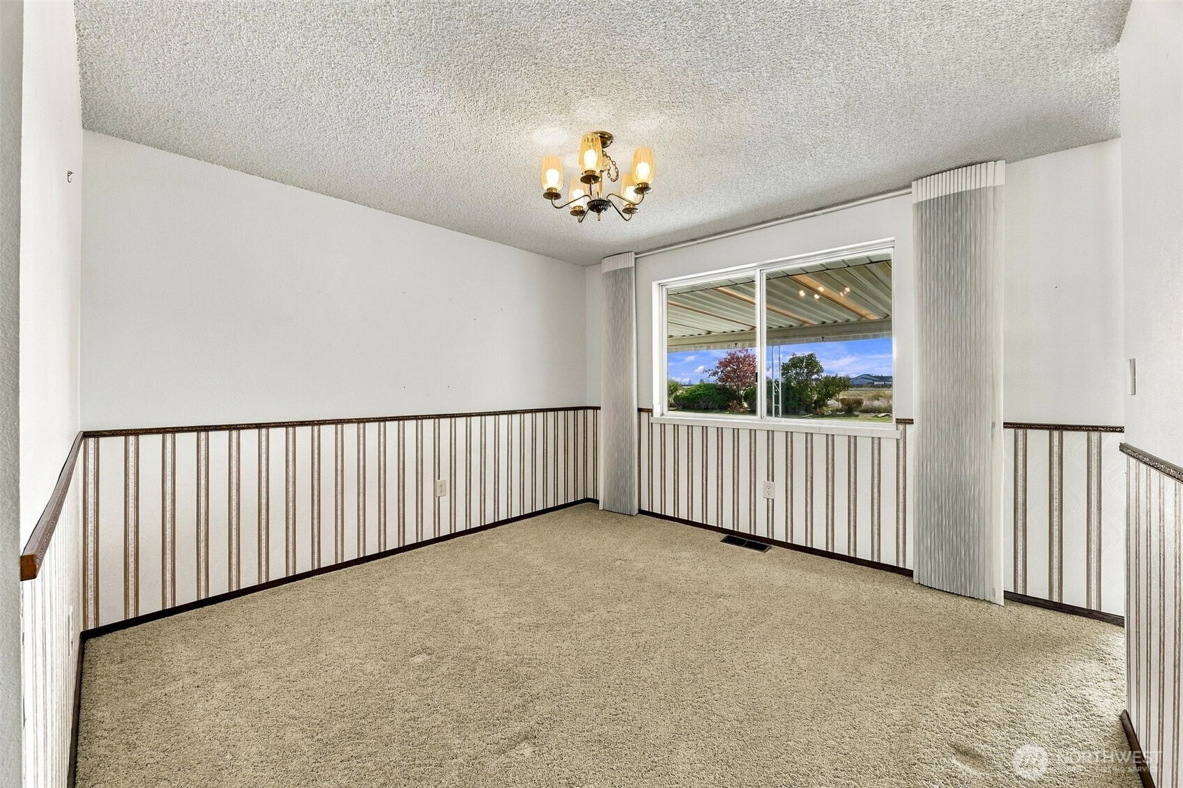 21205 Se 448th Street Property Photo 11